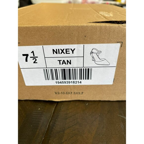 Journee Nixey Tan Croc-Embossed Pointed Toe Heels Size 7.5 NEW - Picture 6 of 6